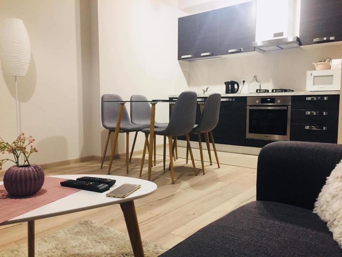 Sol'S M2 White Modern Apartments Tbilisi Luaran gambar
