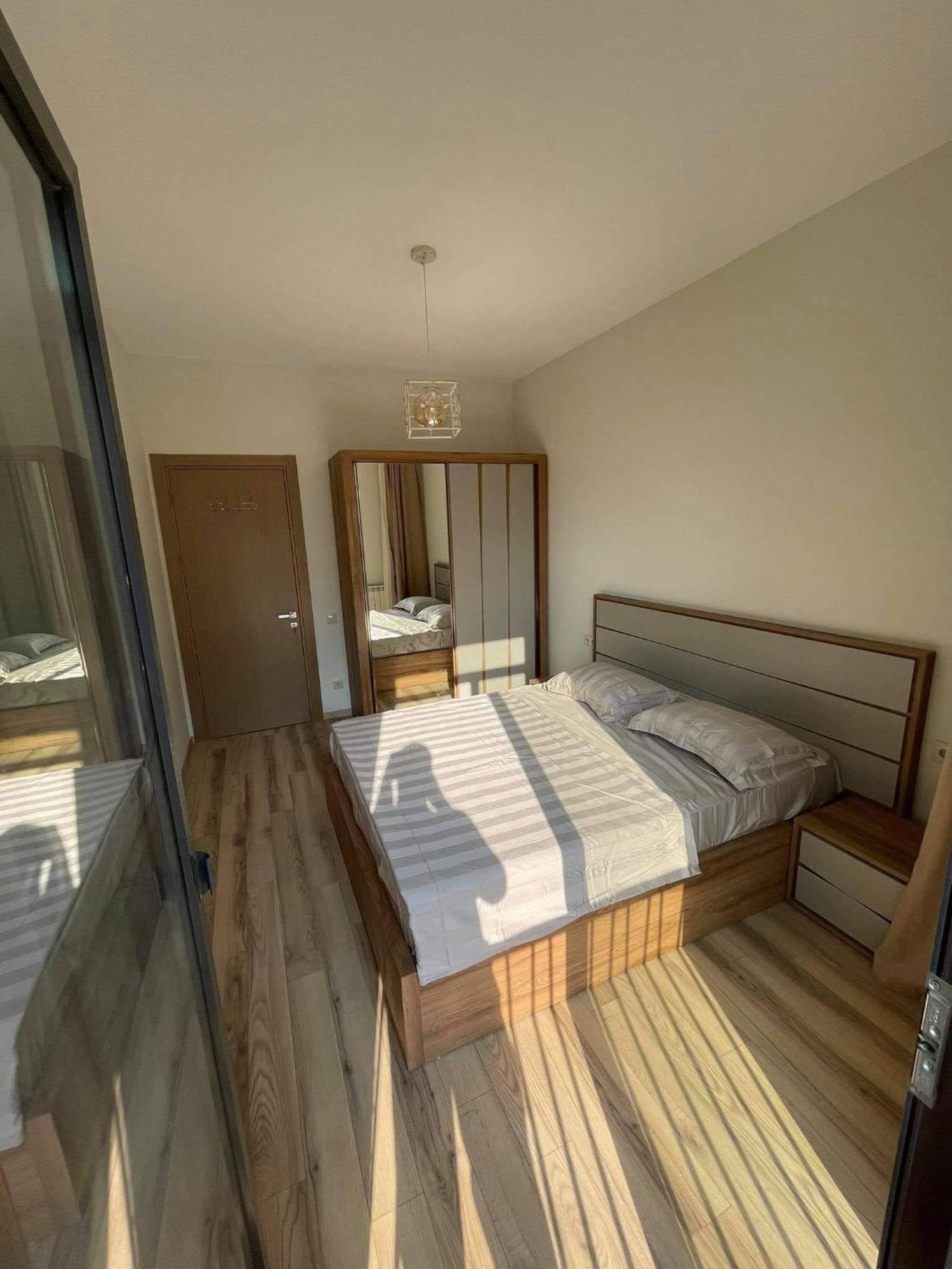 Sol'S M2 White Modern Apartments Tbilisi Luaran gambar