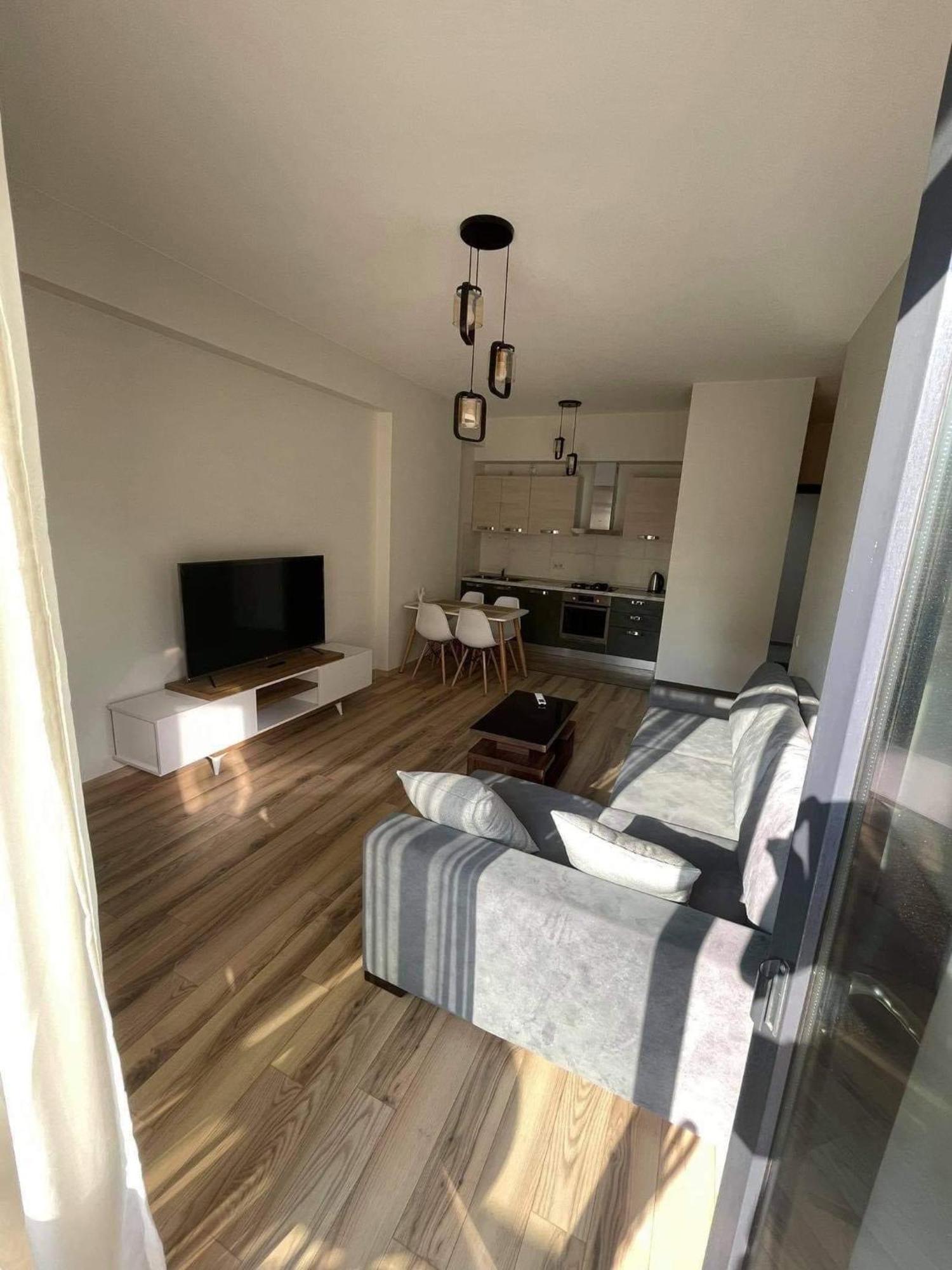 Sol'S M2 White Modern Apartments Tbilisi Luaran gambar
